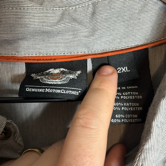 Harley Davidson Shirt - Picture 3 of 4